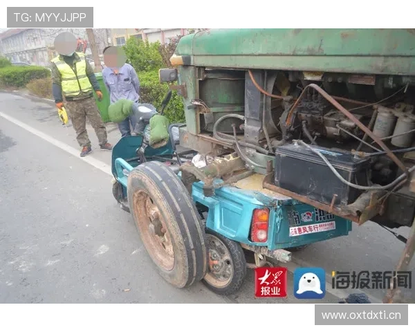 熊朝忠家的拖拉机还没换，冠军奖金全砸进村口小卖部了？